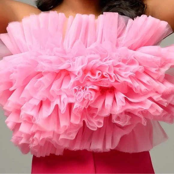 Pink Ruffle Top✨ - Picture 3 of 3